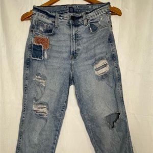 Arizona High Rise Mom Jeans Size 9